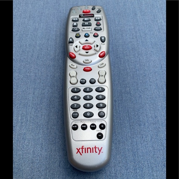 3 DEVICE UNIVERSAL XFINITY REMOTE CONTROL RNG DCX - Picture 3 of 8